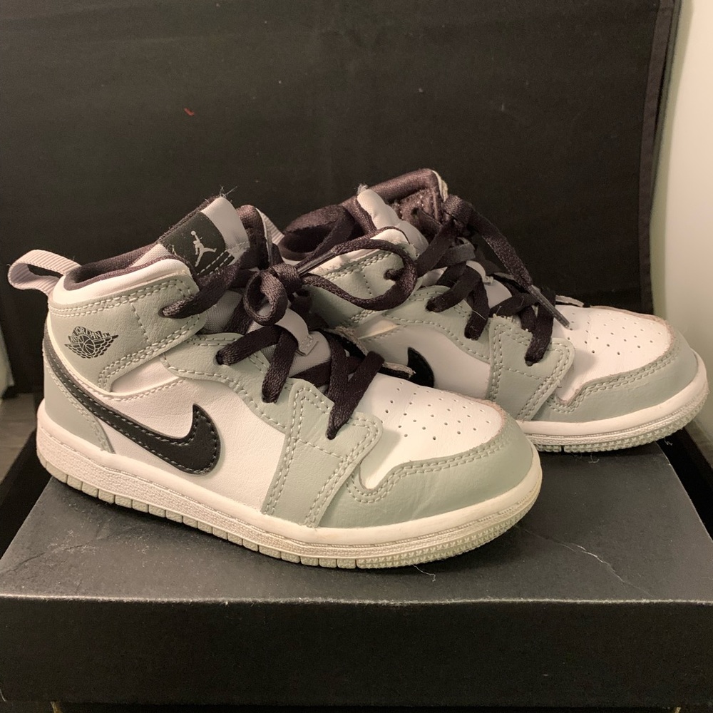 Toddler Jordon 1s